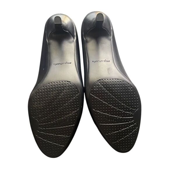 Easy Street Womens Passion Round Toe Black  Pumps 8.5M NWB - Picture 7 of 8